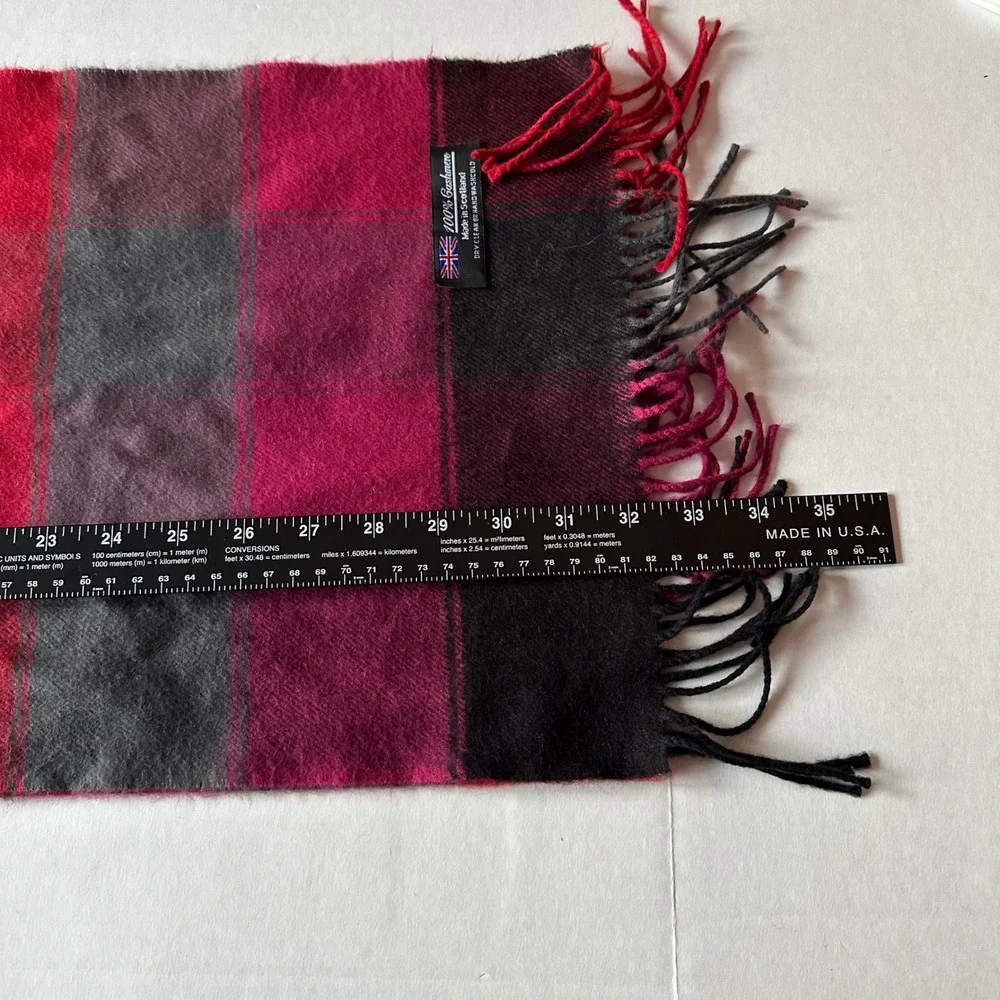 100% Cashmere Scarf Made in Scotland Red Plaid Fringed Winter Neck Wrap